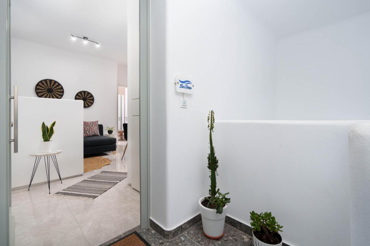 Seaview Apartment Fira  Ngoại thất bức ảnh